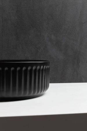 Раковина керамическая Allen Brau Fantasy 4.11032.31 40х40 накладная цвет черный без отверстий под смеситель