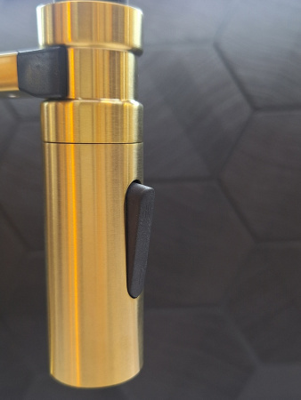 Смеситель для кухни AltroBagno Flusso AltroBagnoFlusso050202BG на мойку золото матовое