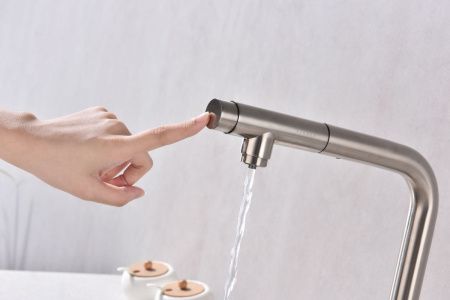 Смеситель для кухни Paulmark VIPER Vi213105-BS на мойку никель