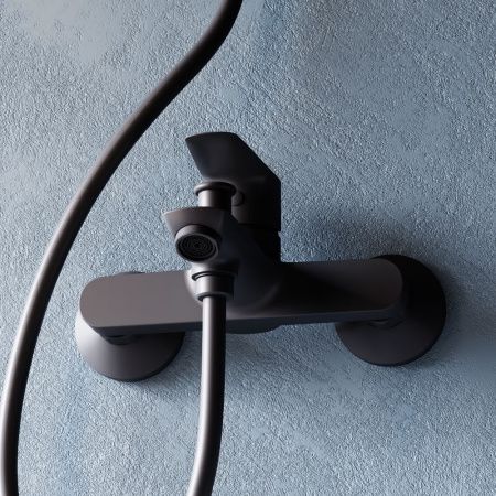 Смеситель для ванны и душа Dorff Prime New D4011022 настенный черный