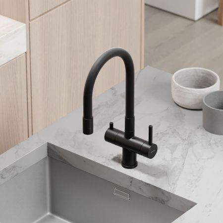 Смеситель для кухни Sancos Lucia SC4004MB на мойку черный