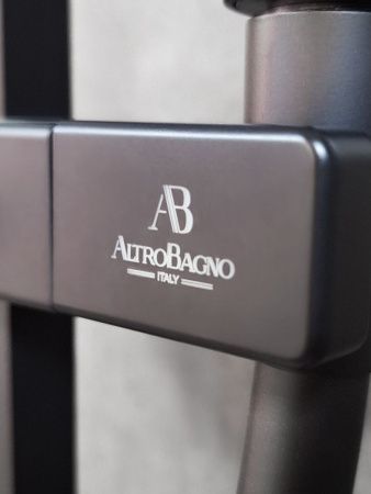 Душевой гарнитур AltroBagno Beni aggiuntivi AltroBagnoSS030301NeOp настенный черный