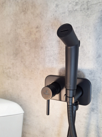 Гигиенический душ со смесителем AltroBagno Metropoli AltroBagnoMetropoli060108NeOp черный матовый