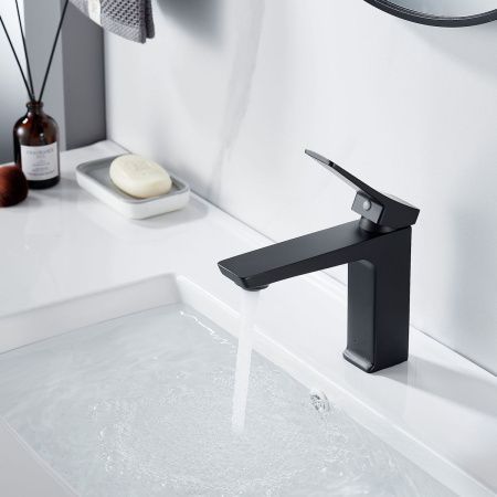 Смеситель Shevanik S4401H на раковину черный