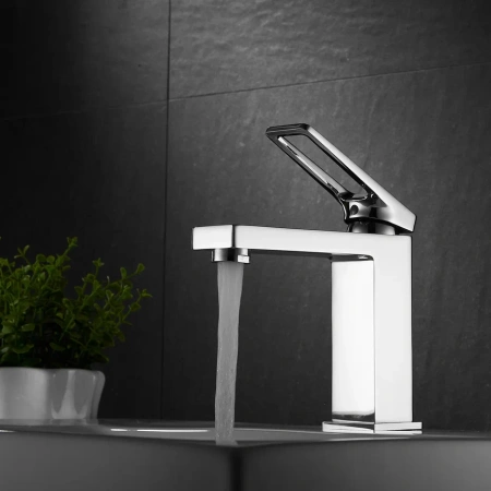 Смеситель Shevanik S6801 на раковину хром