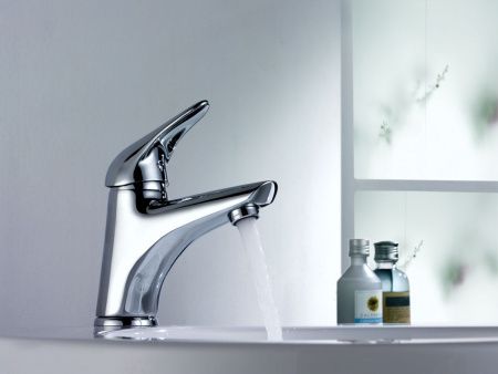 Смеситель LeMark Poseidon LM4206C на раковину хром