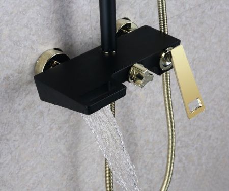 Душевая стойка Bronze de Luxe LT919B настенная цвет черный