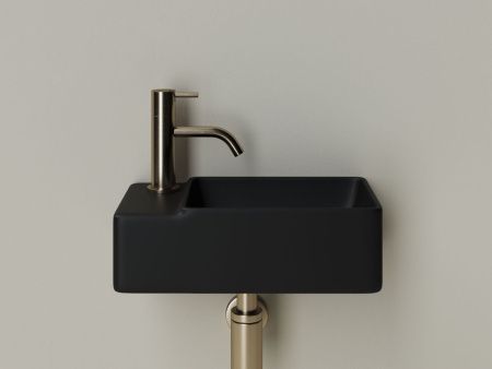 Раковина из сантехнического фарфора Ceramica Nova ELEMENT CN5046MB 40х20 подвесная цвет черный 1 отверстие под смеситель