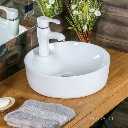 Раковина из сантехнического фарфора Melana 78111-805 40х40 накладная цвет белый 1 отверстие под смеситель