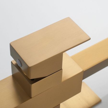 Смеситель для кухни Shevanik S148G на мойку золото