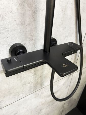 Душевая стойка AltroBagno Lamberto AltroBagnoLamberto030417MB настенная цвет черный