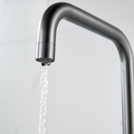 Смеситель для кухни Raffine F118T на мойку оружейная сталь