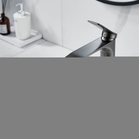 Смеситель для раковины Shevanik S4111T на столешницу оружейная сталь