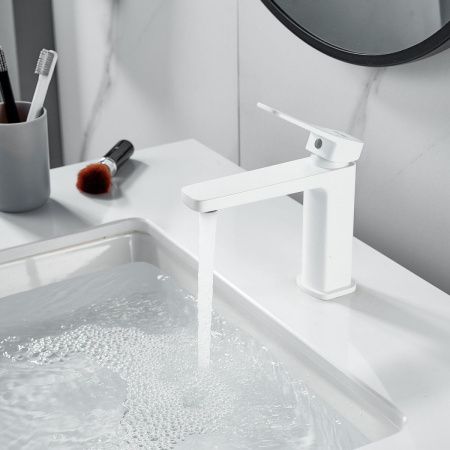 Смеситель Raffine F0199C на раковину белый
