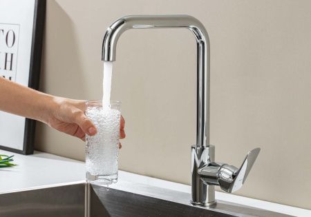 Смеситель для кухни Aquatek ВЕГА AQ1081CR на мойку хром