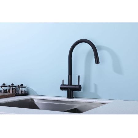 Смеситель для кухни Splenka S70 S70.64.06 на мойку черный