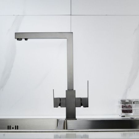 Смеситель для кухни Shevanik S148T на мойку оружейная сталь