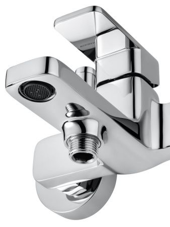 Смеситель для ванны Wonzon & Woghand Arnie WW-693101-CR настенный хром