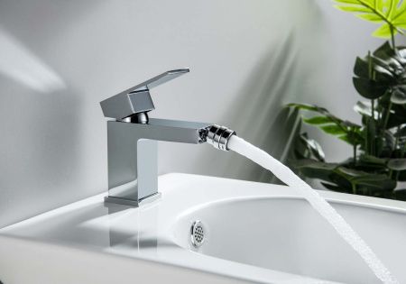 Смеситель Aquatek ЛИБРА AQ1618CR на биде хром