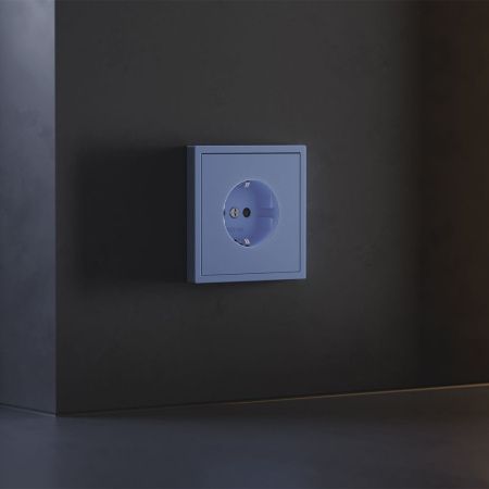 Накладка для розетки с заземлением и защитными шторками VOLTUM S70 VLS000715