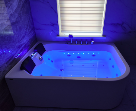 Ванна акриловая Frank 2015110 170х120 угловая асимметричная с каркасом