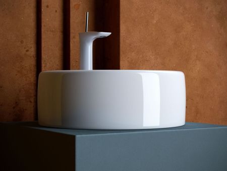 Раковина из сантехнического фарфора Ceramica Nova ELEMENT CN5027 40х40 накладная цвет белый 1 отверстие под смеситель