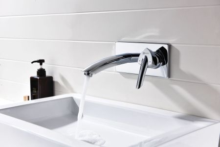 Смеситель для раковины LeMark Mars LM3526C настенный хром