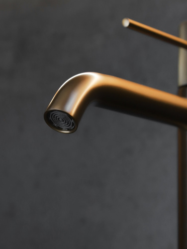 Смеситель для раковины AltroBagno Bilancia AltroBagnoBilancia010229BC на столешницу медь матовая - фото 4