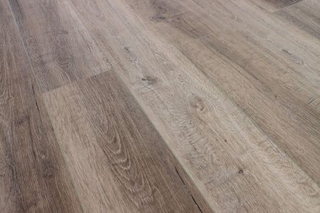 SPC ламинат CronaFloor Wood Дуб Горный Т064525 толщина 0,4 см 43 класс 1200х180