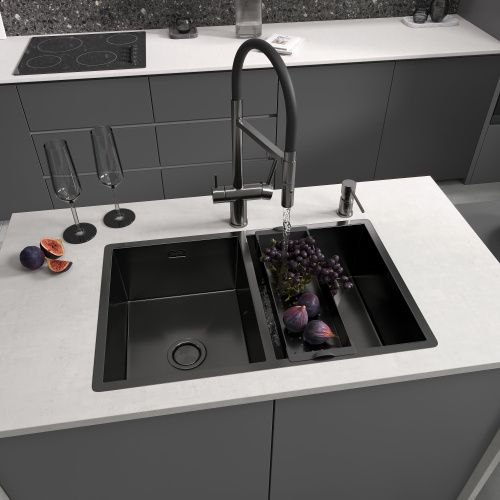 Смеситель для кухни Reflexion Lago RX9901BL на мойку вороненая сталь - фото 5