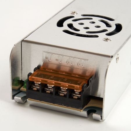 Трансформатор для светодиодной ленты Feron LB009 48009