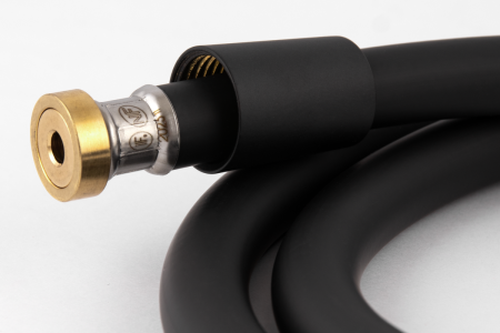 Душевой шланг Remer 332CN2G150NO черный