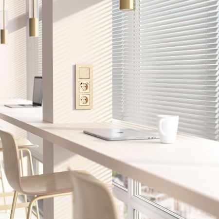 Рамка на 3 поста Werkel AluMax (АлуМакс) 4690389204081