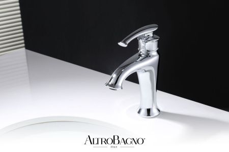 Смеситель AltroBagno Beatrice AltroBagnoBeatrice0112Cr на раковину хром