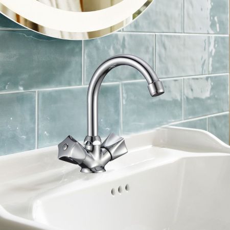 Смеситель WesnaArt Kamila KAM16-230-23110 на раковину хром