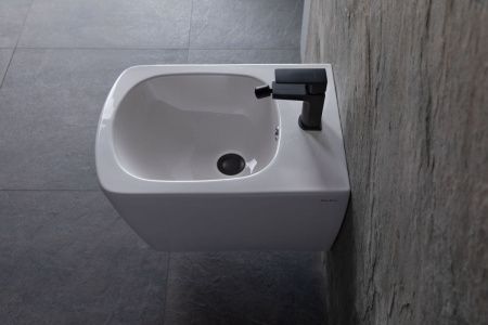 Смеситель Allen Brau Infinity 5.21004-31 на биде черный