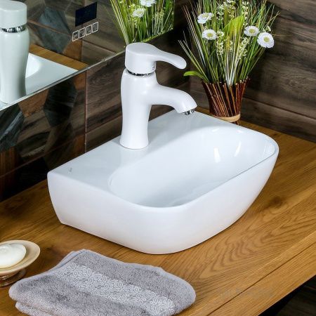 Раковина из сантехнического фарфора Melana A265-803 40х30 подвесная цвет белый 1 отверстие под смеситель