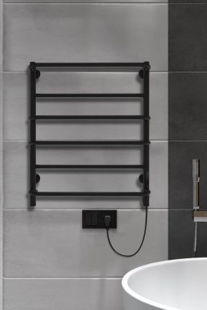 Полотенцесушитель электрический Indigo Europe Lux LELLE60-50BRRt 55х60 черный