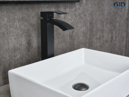 Смеситель Gid Cascada Victoria L120-BM-D (L120BMD) на столешницу черный матовый