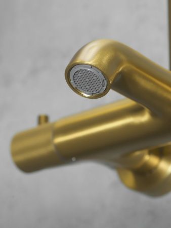 Душевая стойка AltroBagno Bilancia AltroBagnoBilancia030429BG настенная цвет золото