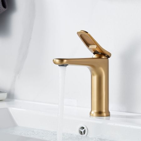 Смеситель Shevanik S4701G на раковину золото