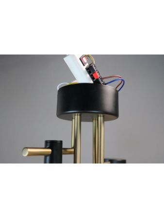 Люстра на штанге Zortes Lunar (Лунар) ZRS.1805.04