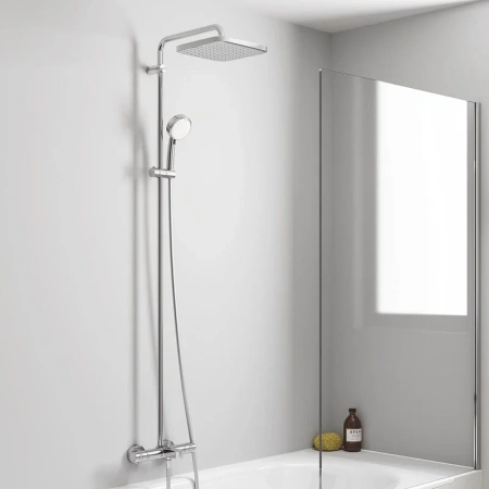 Душевая стойка Grohe Tempesta Cosmopolitan 26691000 настенная цвет хром с термостатом