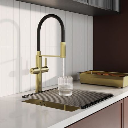 Смеситель для кухни IDDIS Ikon IKNMGFFi05 на столешницу золото