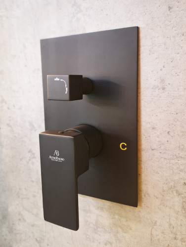 Душевая система AltroBagno Lamberto AltroBagnoLamberto040105MB встраиваемая в стену - фото 3