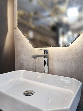 Смеситель для раковины AltroBagno Costanza AltroBagnoCostanza010218Cr на столешницу хром