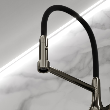 Смеситель для кухни Sancos Pride SC4011GG на мойку вороненая сталь/черный