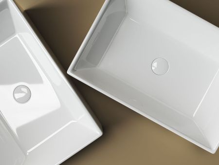 Раковина из сантехнического фарфора Ceramica Nova ELEMENT CN5013 60х40 накладная цвет белый без отверстий под смеситель