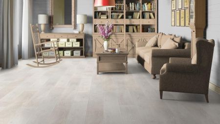 Ламинат Tarkett Estetica 933 Дуб Натур белый Т028094 толщина 0,9 см 33 класс 1292х194