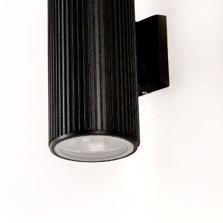 Уличный настенный светильник Favourite Pola (Пола) 4513-2W